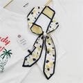 Foulard twilly étroit en soie avec imprimé ananas et motif géométrique pour cheveux et sacs - Motif Ananas