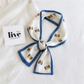Foulard twilly en soie style français blanc avec bord bleu et motifs de chiens mignons - Monsieur Lapin Bleu (13H)