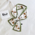 Écharpe longue en soie à bordure vert olive avec motif lapin pour cheveux et sacs - M. Lapin Vert