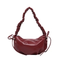 Bolso de hombro rojo oscuro con diseño plisado de media luna y asa estilo nube suave - Burdeos