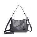 Borsa a tracolla da donna grigio scuro in pelle PU lavata con ciondolo a cuore e trama - grigio scuro