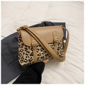 Kleine vierkante crossbodytas met luipaardprint, bruine PU-lederen rand en metalen gespen - Khaki