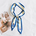 Elegante sciarpa stretta in seta da donna con illustrazioni blu a cartoni e finitura satinata - 1D Ragazza Foto Cartoon