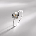 Anello regolabile in argento S925 con delicato fiore satinato e pistillo dorato - Aperto Regolabile / Stile Floreale Squisito (JZ34)