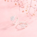 Minimalistische S925 sterling zilveren oorringen met delicate witte bloemen met vijf bladen - Zilveren Bloem