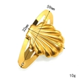 Detail view of 18K gold shell hair clip with precise 59mm length measurements - Gold Style 5