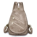Bolso bandolera versátil en cuero suave color caqui con cremalleras doradas frontales - Caqui