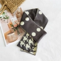 Sciarpa in maglia marrone con pois e motivo pied-de-poule per il calore invernale - Mocha Pied de Poule