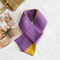 Sciarpa invernale in maglia con motivo a pois viola e gialli in morbido filato - Linea Tratteggiata Viola Giallo