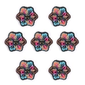 Set de 7 parches florales hechos a mano con bordados y cuentas de colores para bisutería - Estilo Floral Bordado a Mano Vintage con Cuentas (P-017)