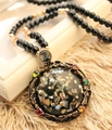 Luxury crystal pendant necklace with colorful shell patterns in vintage gold frame - Round Shell