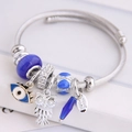 Bracciale rigido regolabile in acciaio inox con gufo e ciondoli in cristallo blu - Blu