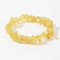 Detalle de pulsera de cuentas con trozos de cristal amarillo natural y elástico - Cristal Amarillo Brillante (4)