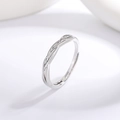 Anillo abierto geométrico entrelazado de plata minimalista con banda ajustable moderna - Estilo Trenzado Retorcido Plateado (B5)
