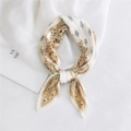Petit foulard plissé pour femme beige et marron avec motif abstrait noué comme une cravate - Cadre Paisley Plissé Jaune