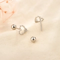 Boucles d'oreilles cœur en argent S925 avec zircon et fermoir à vis sécurisé - Clous à Vis Cœur / Or Blanc