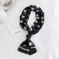 Sottile sciarpa nera con stampa a margherite bianche e un nodo elegante - 1 Margherita Nero