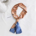 Écharpe étroite en satin rose et bleu marine avec motif floral au design vintage - 12 Herbe Blanche Rose