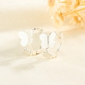 Pendientes de aro de mariposa en plata pulida para mujer con diseño de doble mariposa - Plata (HL-134)