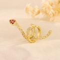 Orecchino a morsetto a serpente dorato con testa in zircone rosso e cristalli - Oro Sinistra (C304)