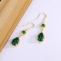 Orecchini a goccia stile vintage con zirconi verde smeraldo e montatura placcata oro - Oro