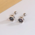 Vintage zilveren oorknopjes met iriserende hexagram regenboog edelstenen design - Vintage Zilveren Iriserende Hexagram Stijl (C350)