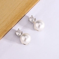 Elegantes pendientes de perlas y circonitas de estilo coreano con acabado plateado - Oro Platino (C362)