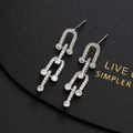 Orecchini a U minimalisti in argento con maglie a catena e pietre di zircone trasparente - Argento