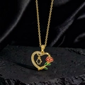 Collar bañado en oro con colgante de corazón y rosa, mano de Fátima y cristales - Estilo Corazón Rosa Hamsa Dorado (T1)