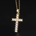 Vergoldete Kreuz-Anhänger Halskette mit mikroverzierten weißen Zirkonia in Goldoptik - Vollständiger Pave-Gold-Stil (Q)