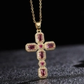 Collana a croce hip hop dorata con strass rossi e dettagli in diamanti bianchi - Stile Rosso Scuro