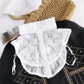 Col amovible chic en dentelle blanche avec col montant volanté et sangles réglables - Col montant en dentelle à fleurs blanc