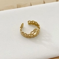French vintage style adjustable gold crown ring with ornate filigree metalwork details - US 7 / Gold