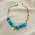 Boho Gold-Büroklammer-Armband mit Türkissteinen und einem kleinen Stern-Anhänger - Pfauenblaue Steinsplitter