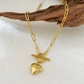Collana con ciondolo a cuore dorato con catena a graffetta e chiusura OT su legno - Collana OT Cuore