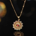 Collar dorado ojo del mal con circonita roja central y gemas multicolores brillantes - Ojo de Sol Circonia Colorida (Z)