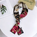 Sciarpa sottile in seta con motivo a catena d'oro vintage in rosso e nero - 13 Portachiavi Nero