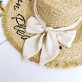 Sombrero de paja para mujer con lazo de satén crema y bordado en el ala - Beige
