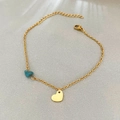 Pulsera doble dorada con corazón y piedra verde con una cadena ajustable - Estilo Corazón