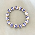 Bracciale di perle in porcellana bianca e blu con dettagli placcati in oro 18k - Grande