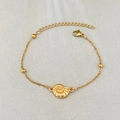 Bracciale dorato con ciondolo a conchiglia e perline lucide con catena regolabile - Stile Conchiglia