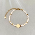 Bracelet en perles d'eau douce baroques avec breloque pièce d'or et fermoir acier - Pendentif Pièce Vintage avec Perle Baroque Artificielle (Style 9)