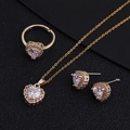Elegantes goldenes Herz-Schmuckset mit Zirkonia-Halskette, Ring und Ohrringen - Buchstabe H