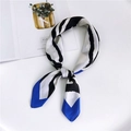 Foulard twilly 70cm con stampa zebrata, bordo blu reale e stile annodato decorativo - 70x70cm / Motivo Zebra Bordo Blu