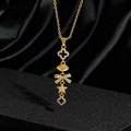Elegante collana placcata in oro con nappine lunghe e ciondoli a trifoglio e occhio di cristallo - Pendente Simboli Quadrifoglio e Occhio (R)
