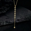 Elegante collana a Y placcata in oro con ciondoli a cuore e zirconi scintillanti - Pendente in Zirconia con 6 Cuori Cavi Collegati (Q)