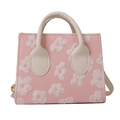 Roze stoffen mini vierkante tas met 3D-reliëf bloemmotief en beige handvatten - Roze