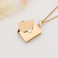 Collier enveloppe doré minimaliste avec pendentif caché et chaîne en métal poli brillant - Or Poli