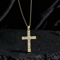 Collana con croce dorata e cristalli di zircone brillanti su elegante sfondo nero - Stile A2 Oro Bianco