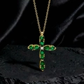 Collana vintage a croce con zirconi verdi a forma di pera e finitura in oro - Stile F2 Oro Verde